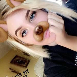 Meet your Posher, Dani